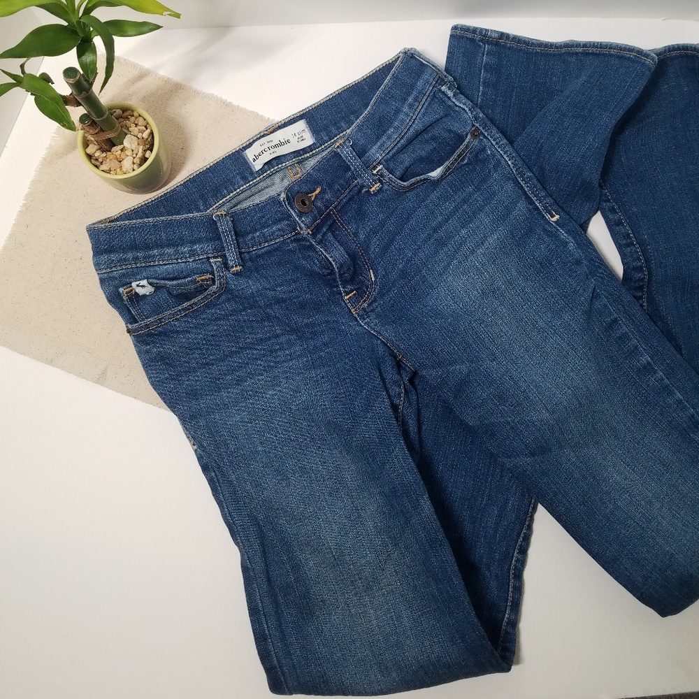Abercrombie Kids Bootcut Jeans: size 14 slim